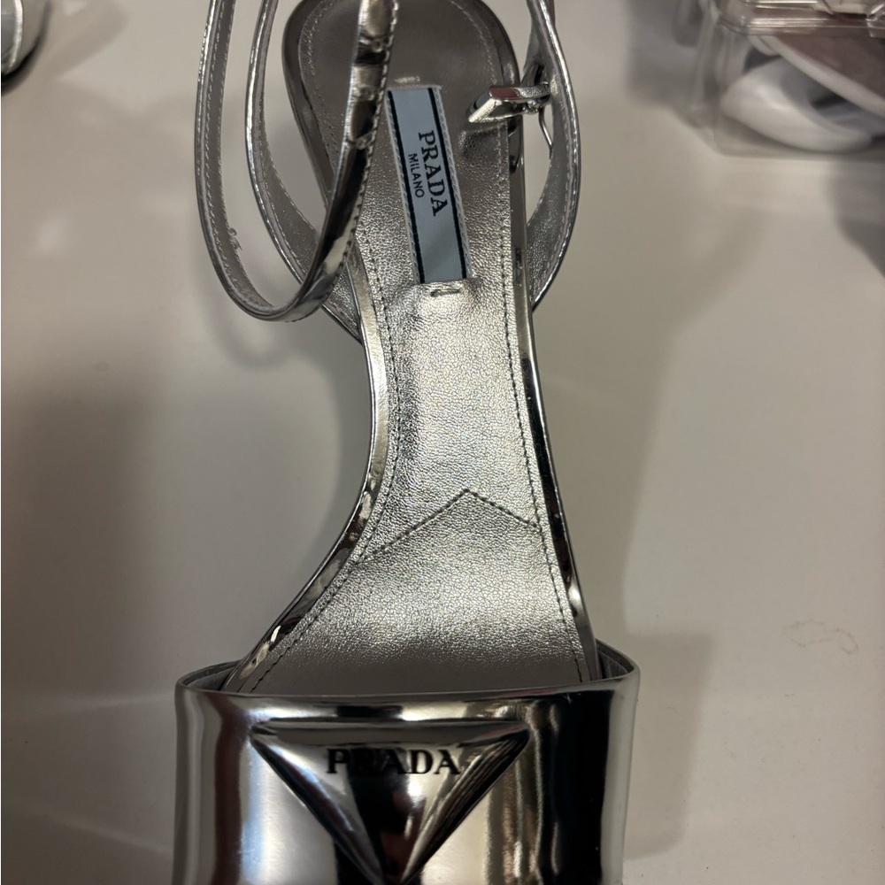 Prada silver heels - Picture 3 of 14
